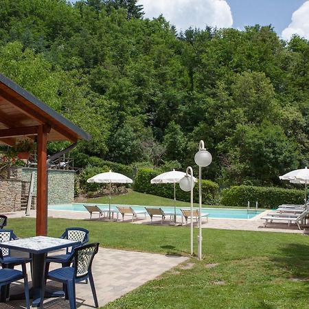 Il Borgo Dei Corsi - Charming Holiday Apartments Ortignano Raggiolo Kültér fotó