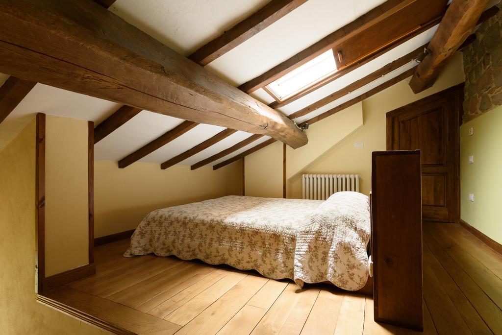 Il Borgo Dei Corsi - Charming Holiday Apartments Ortignano Raggiolo Kültér fotó