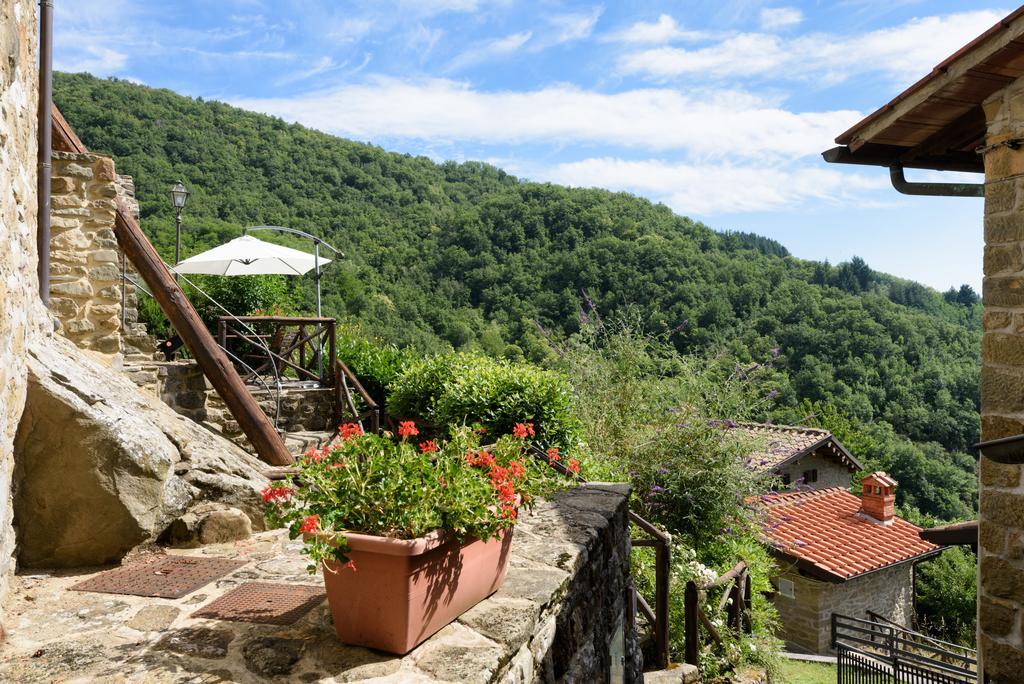 Il Borgo Dei Corsi - Charming Holiday Apartments Ortignano Raggiolo Kültér fotó